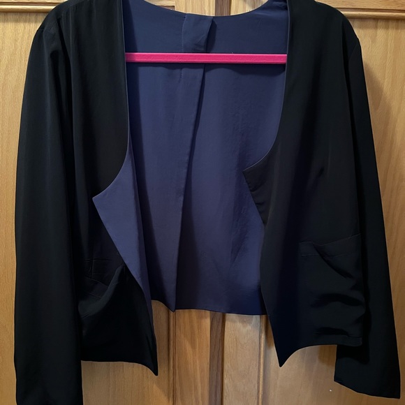 Silk reversible jacket - O/S. Black and Navy Blue. Pockets. - Picture 1 of 6